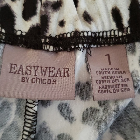 Chicos Leopard Print Cheetah Print Pants Wide Leg - Picture 8 of 9